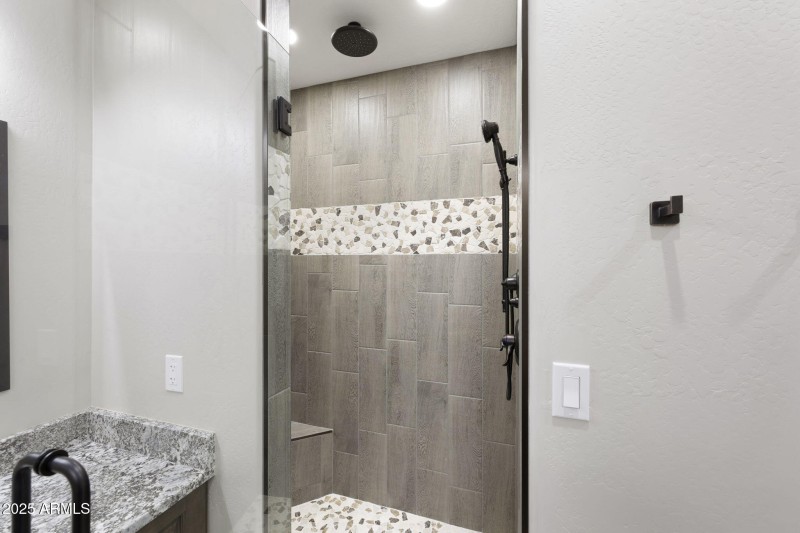 20-web-or-mls-FA9A2219