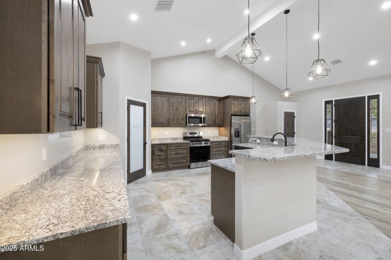 38-web-or-mls-FA9A2395