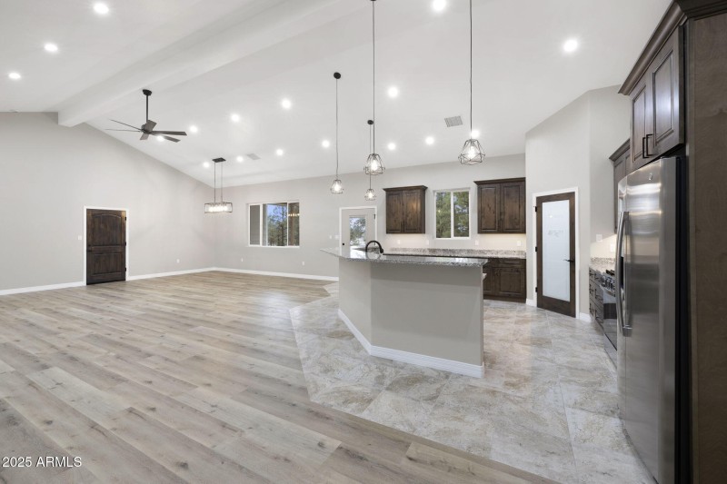 42-web-or-mls-FA9A2415