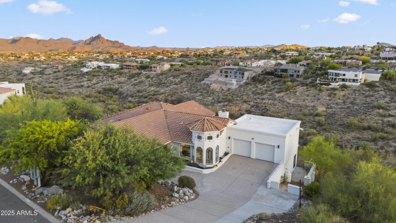 DJI_20250520190009_0526_D