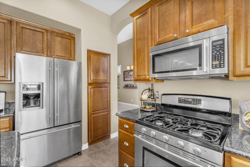 009_14-web-or-mls-8_516