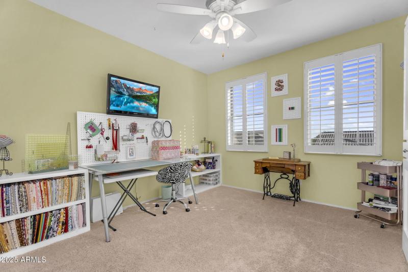 025_27-web-or-mls-24_937