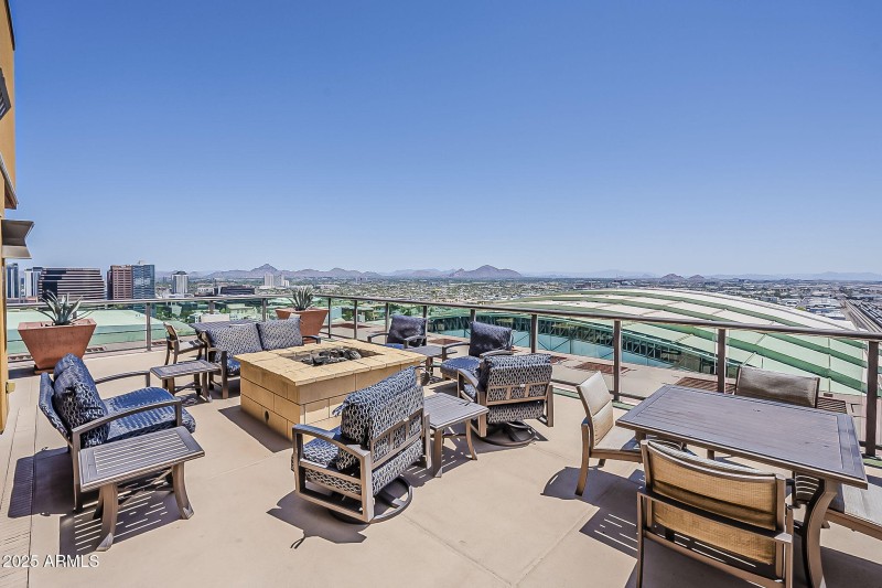 42-web-or-mls-4th St-42