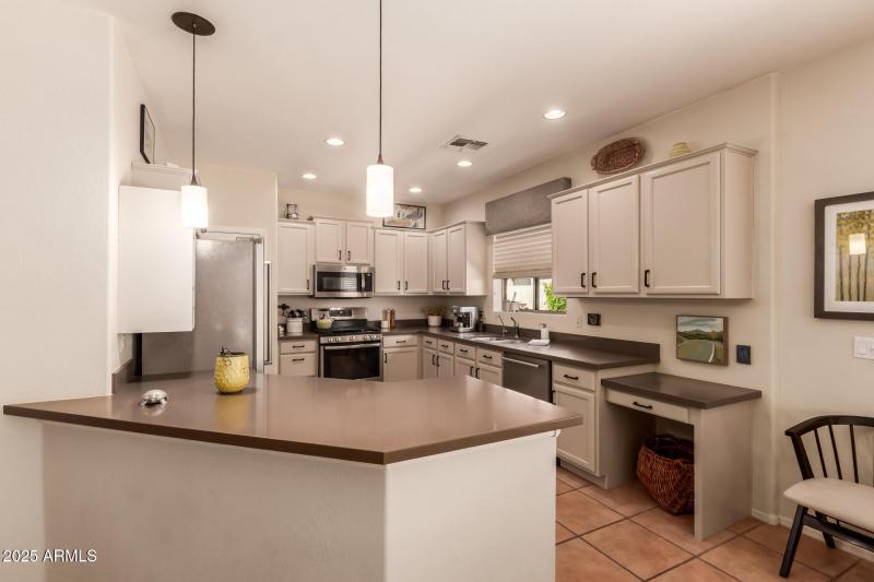 15 - Desert Honeysuckle