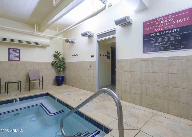 Hot Tub, Sauna, Steam