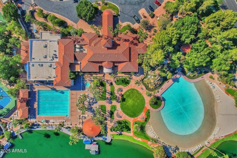 74-web-or-mls-1633-e-lakeside-dr-127