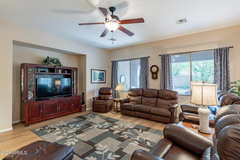 20-web-or-mls-San-HD-8