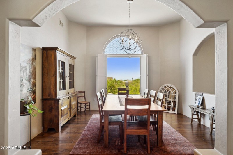 11-web-or-mls-24200-n-alma-school-rd-7