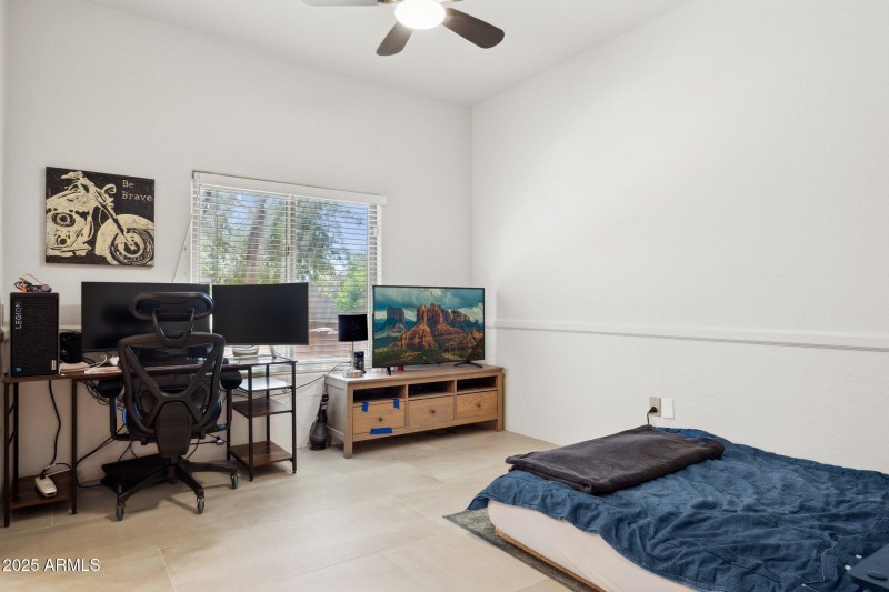 29-web-or-mls-24200-n-alma-school-rd-7