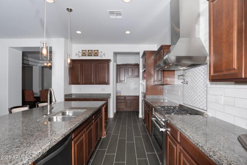 28-web-or-mls-_TMR6068