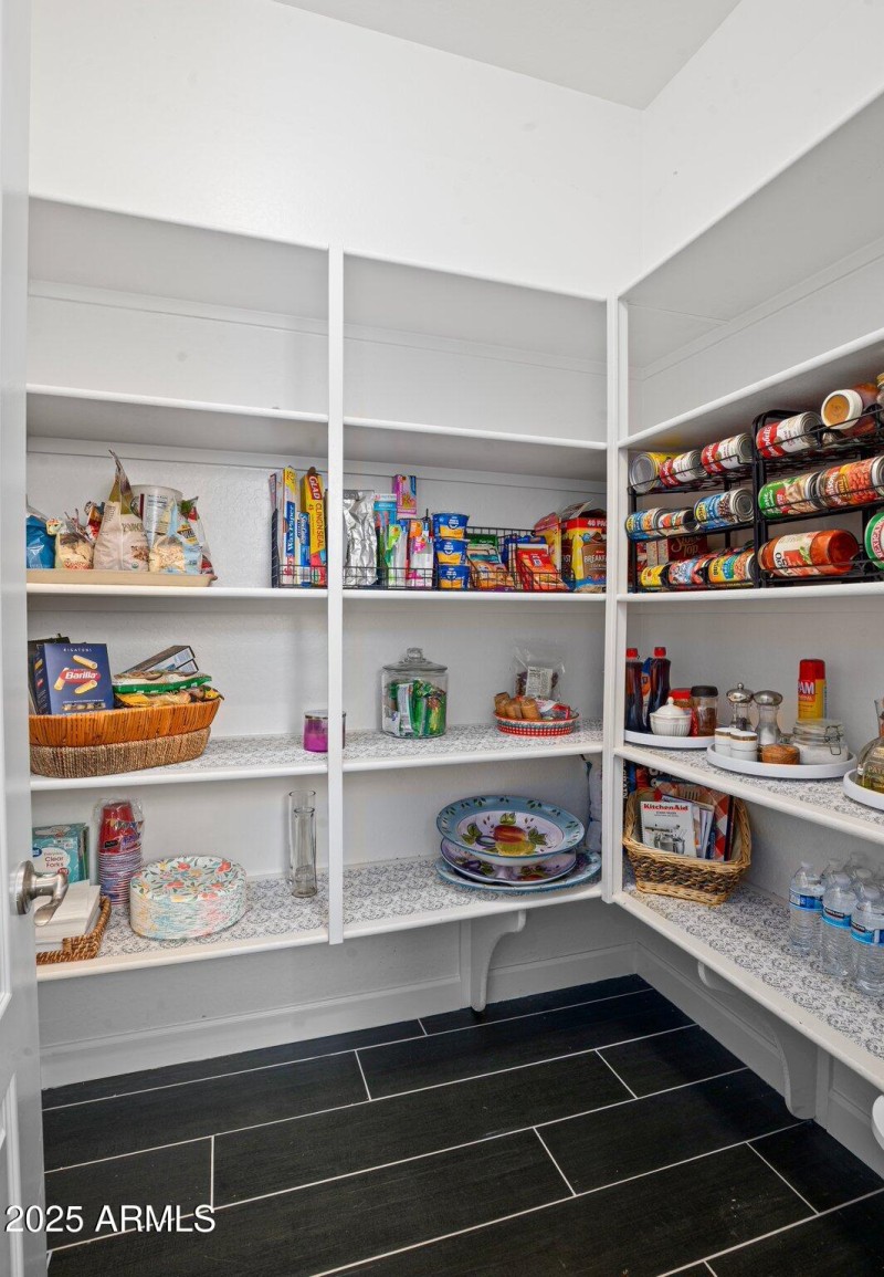 30-web-or-mls-_TMR6114