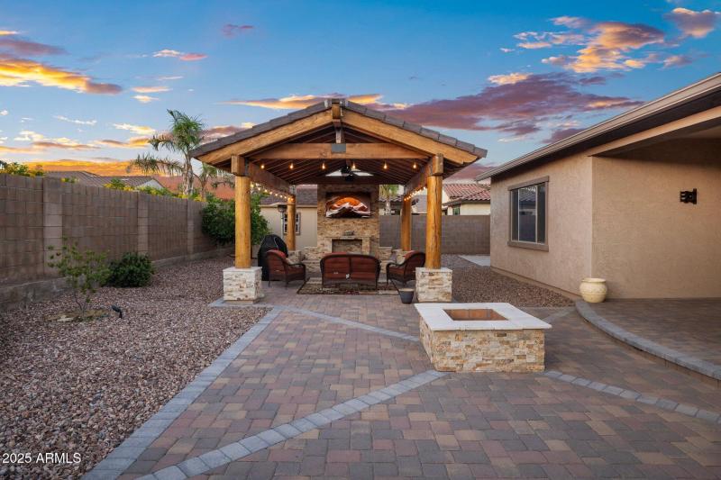 52-web-or-mls-_TMR6325