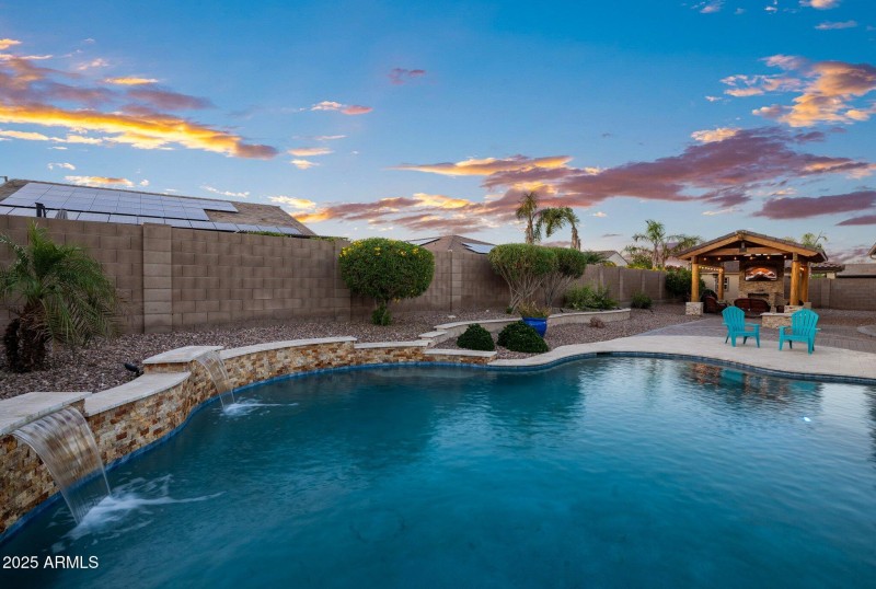 63-web-or-mls-_TMR6425