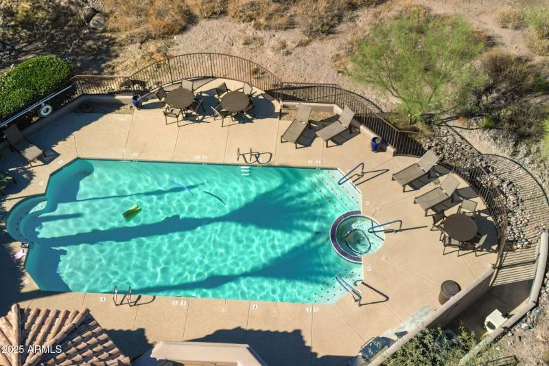 Community Pool & Spa