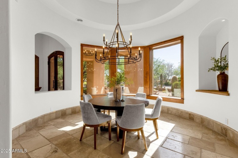 008_Formal Dining Room