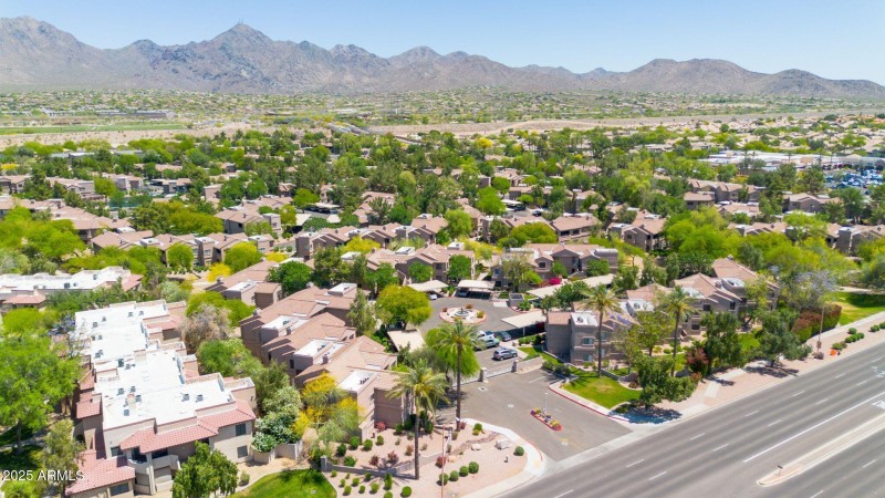 15151 N Frank Lloyd Wright Blvd Communit