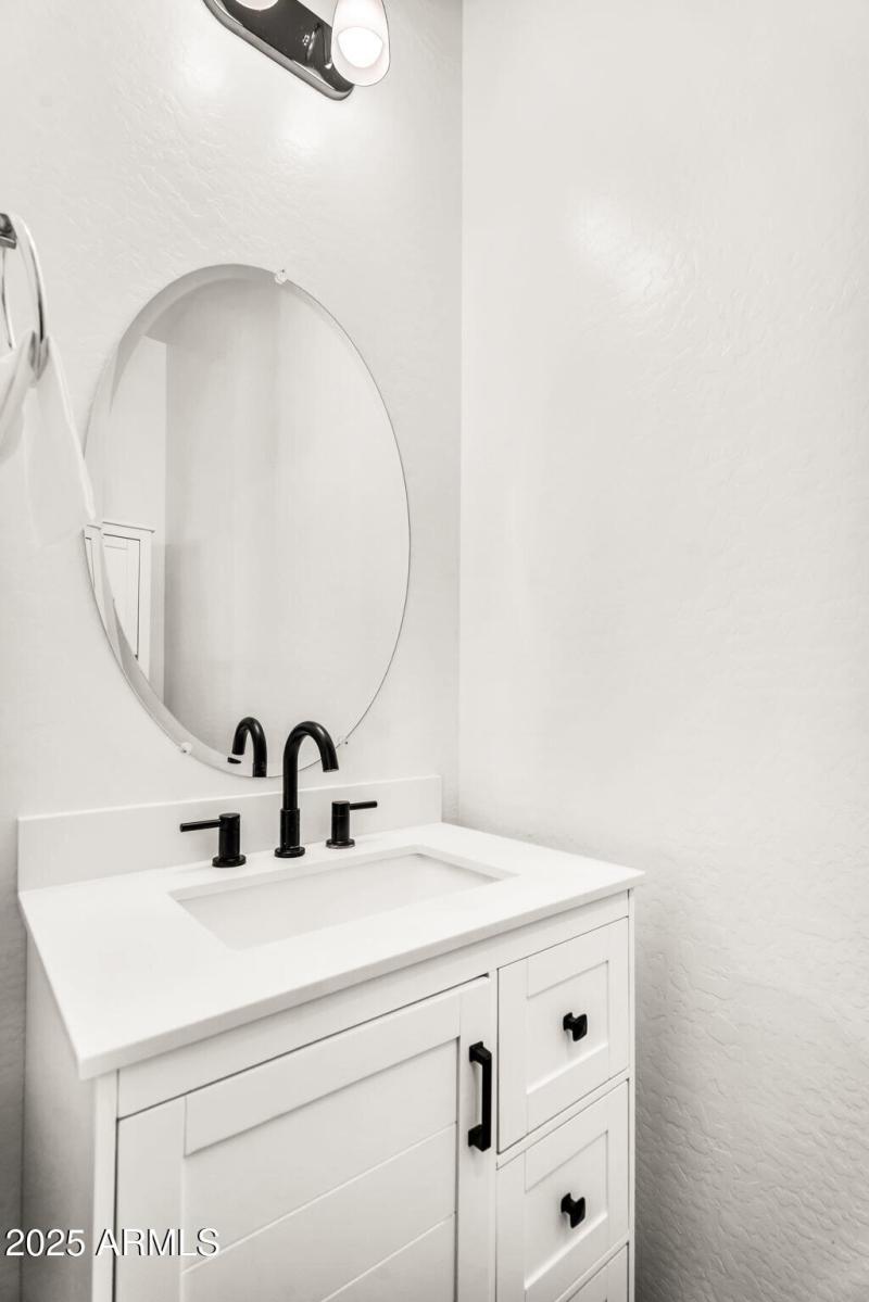 027_40-web-or-mls-38_262