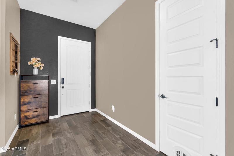 035_10-web-or-mls-12_823