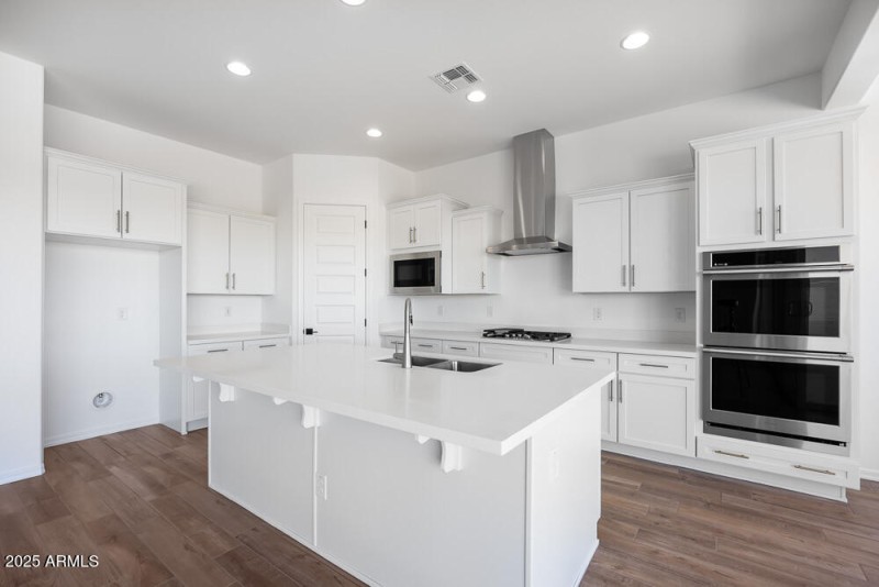 hj-az-phoenix-stonehaven-voyage-adelaide