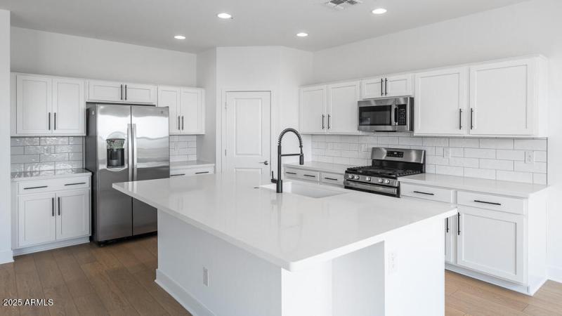 hj-az-phoenix-combs-ranch-discovery-sien