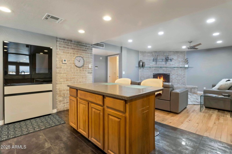 10-web-or-mls-Qp-4408