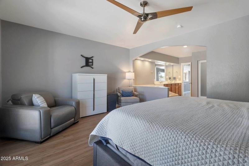 20-web-or-mls-Qp-4558