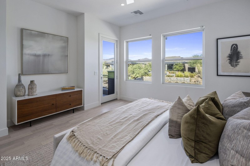 14-web-or-mls-IMG_4440