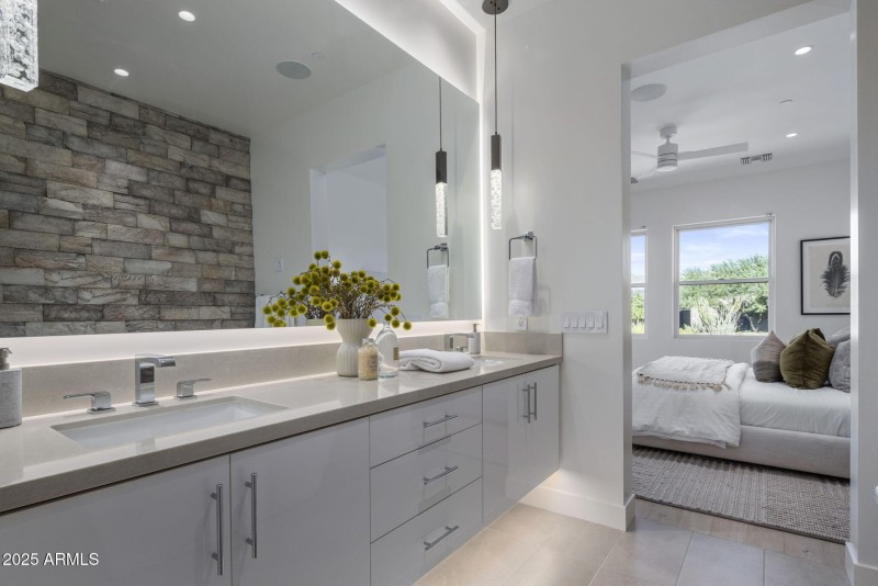 18-web-or-mls-IMG_4493