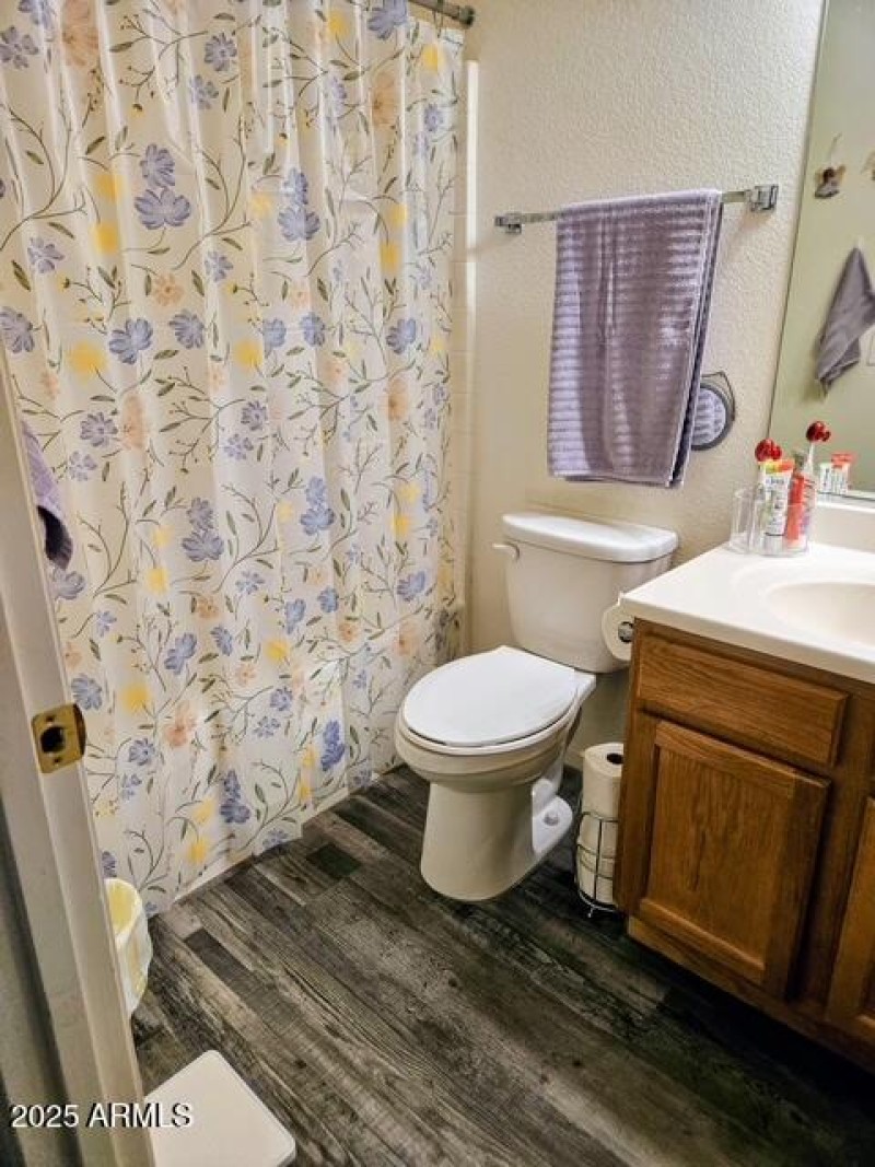 2nd bathroom