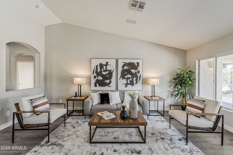 10-web-or-mls-Amelia -10