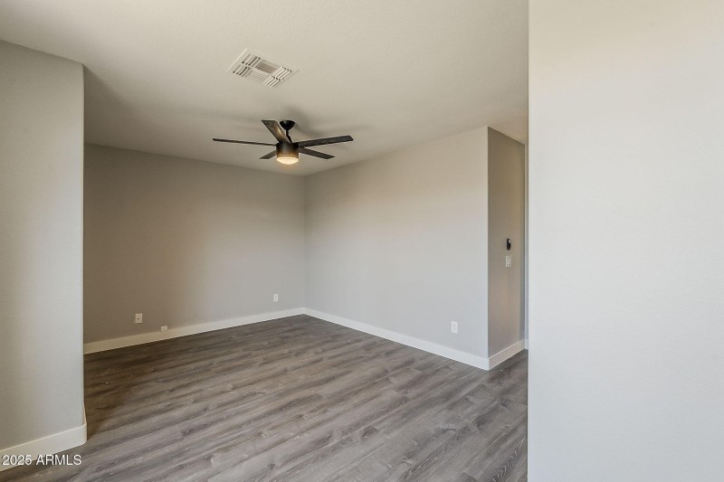 50-web-or-mls-Amelia -50