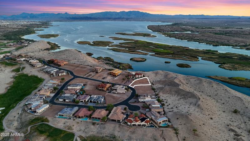 1718 E Tradition Lane MDG (10)