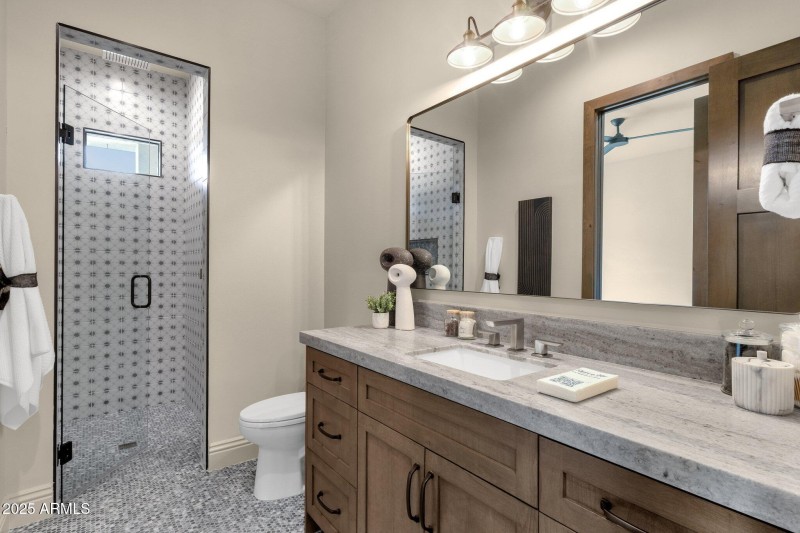 Bedroom 2 Ensuite Bathroom