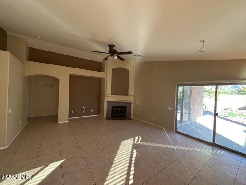 1675787145c5b626a7c6334c338efaea2b2a3d94