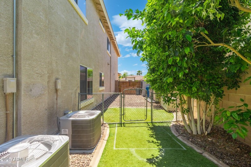 82-web-or-mls-DSC06962-HDR-Edit