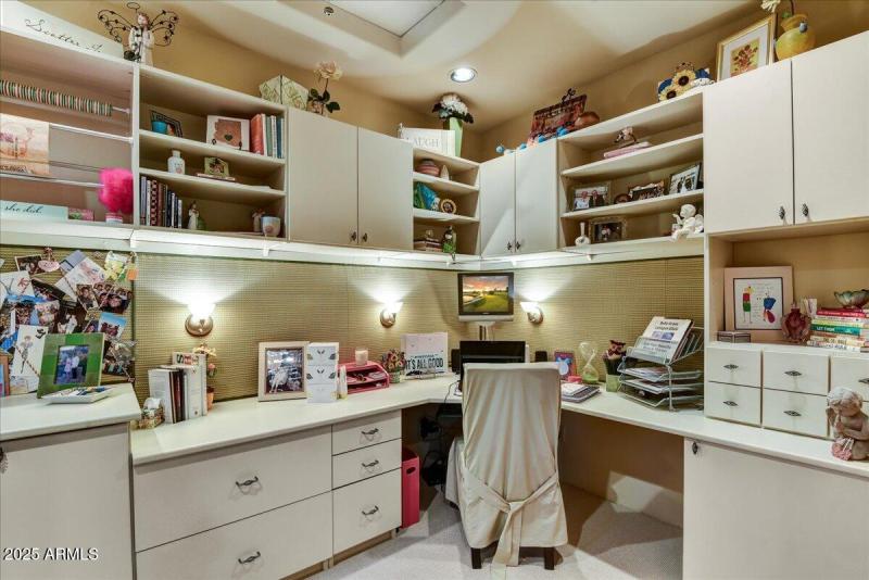 Adjacent Office/Bedroom 4