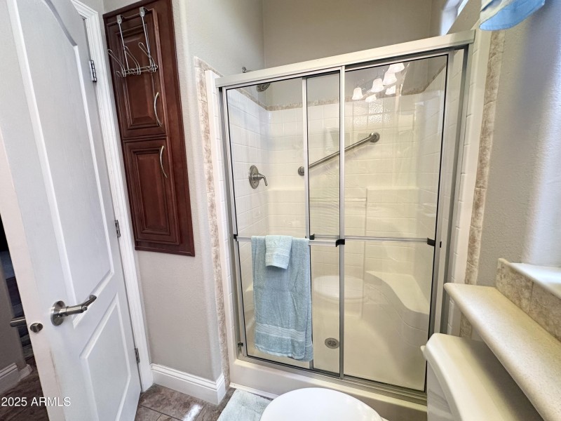 GRAND WALK IN SHOWER