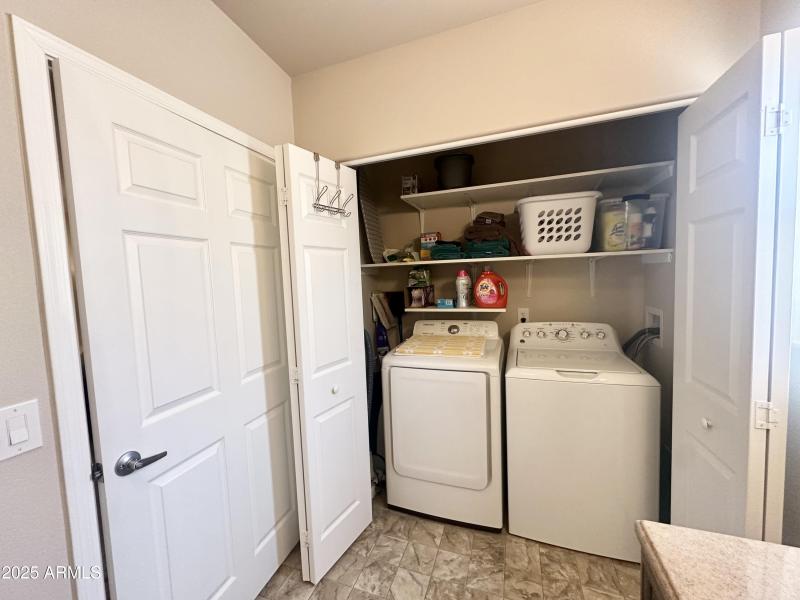 FULL SIZE WASHER/DRYER