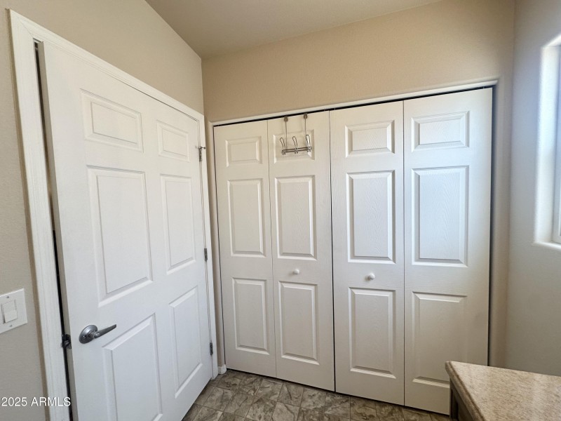 ENTRY DOOR/LAUNDRY CLOSET