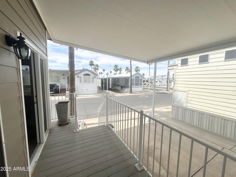 STREET VIEW FROMM DECK