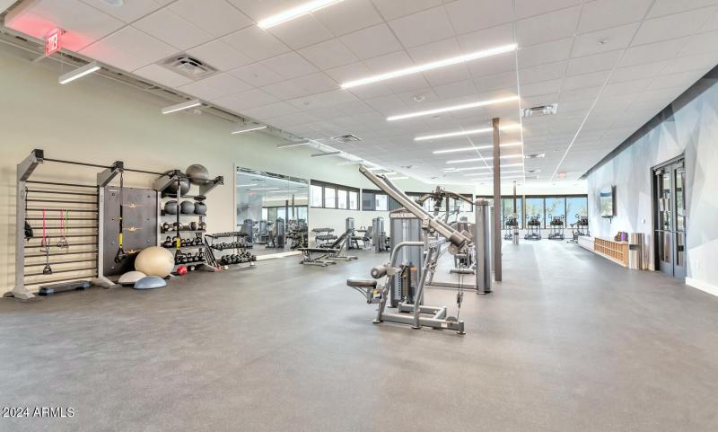 7710 E Gainey Ranch Rd-large-034-015-771