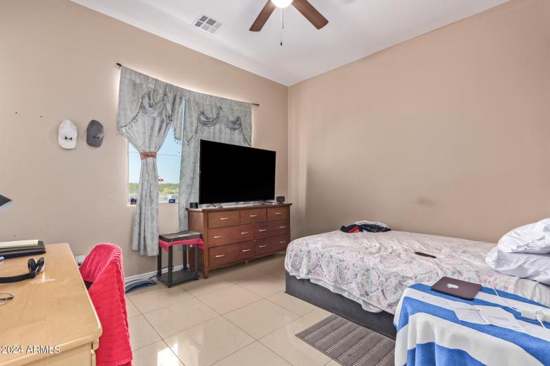 0029-29 - Indian School