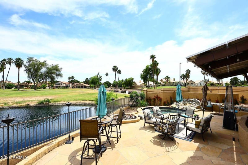 Lower Patio-Lake View