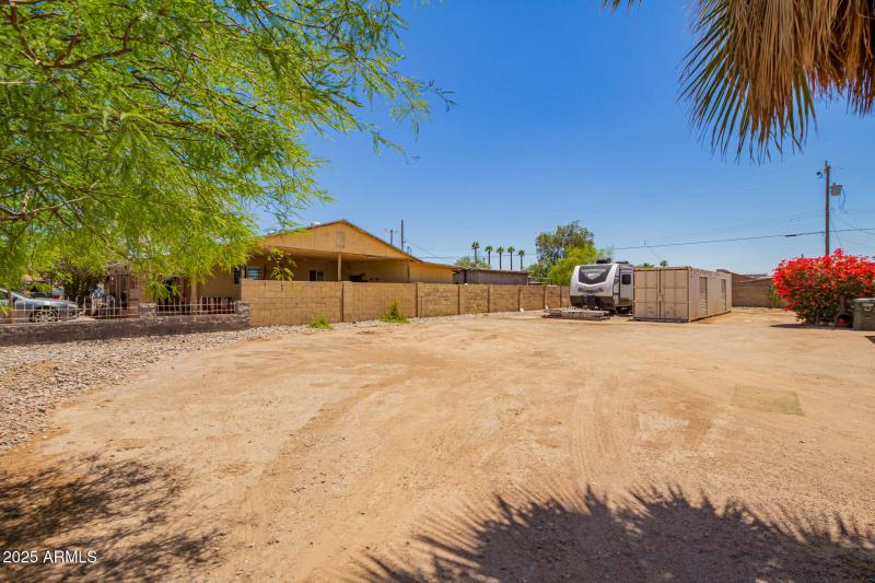 2213 W JEFFERSON ST 3