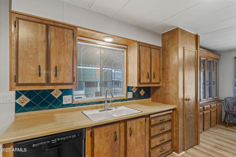 64-web-or-mls-Revised Kitchen-2