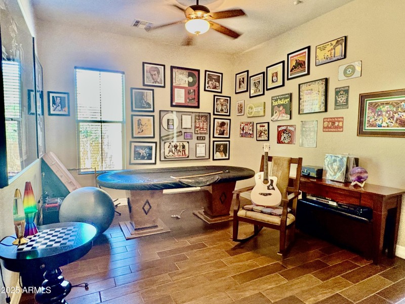 Guests' Private Family Room