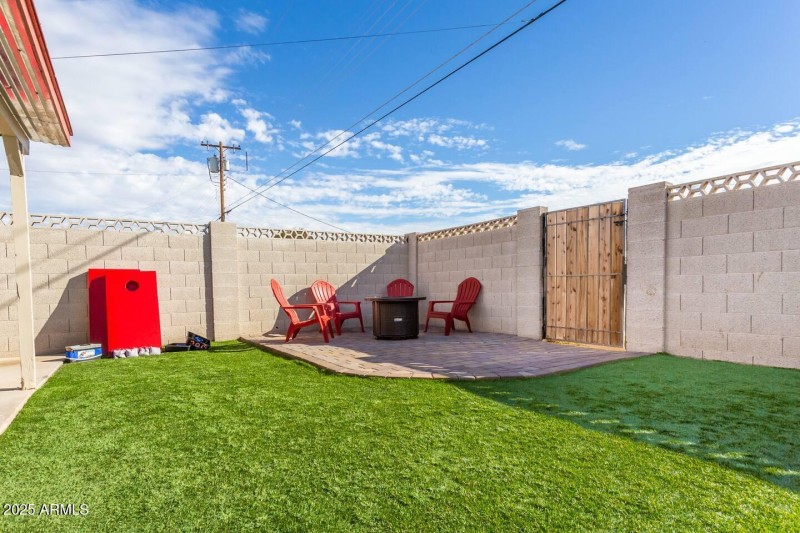 1b7995f7-9f35-43e7-ab75-4cb959f1de0f