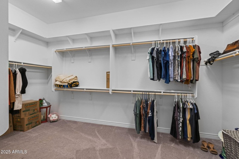 Walk-in Closet