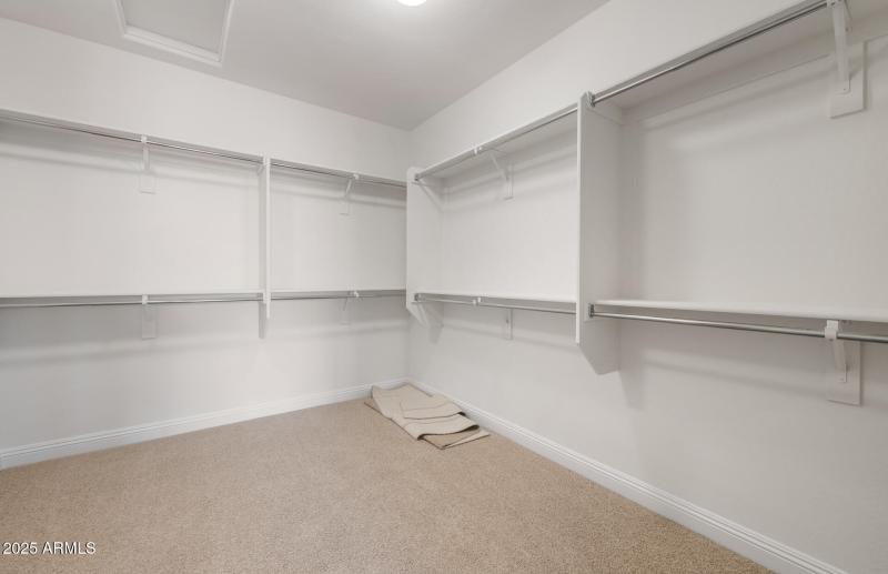 AZ_PUL_SunCityFestival-Lot00156-21277-N-