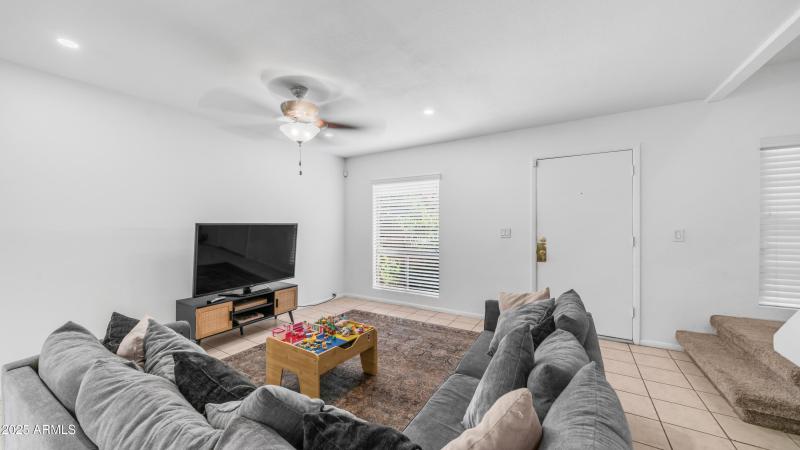 10420 N 10th St Unit 2 (3)